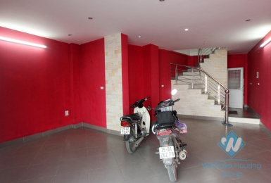 Bright house near the lake for rent in Tay Ho area, Hanoi